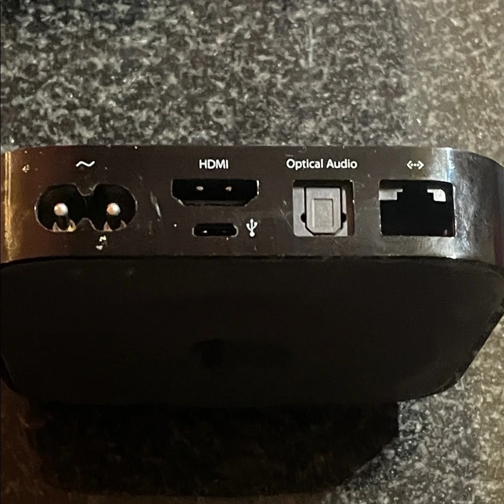 Apple TV Set with Remote - Black and Silver 32GB